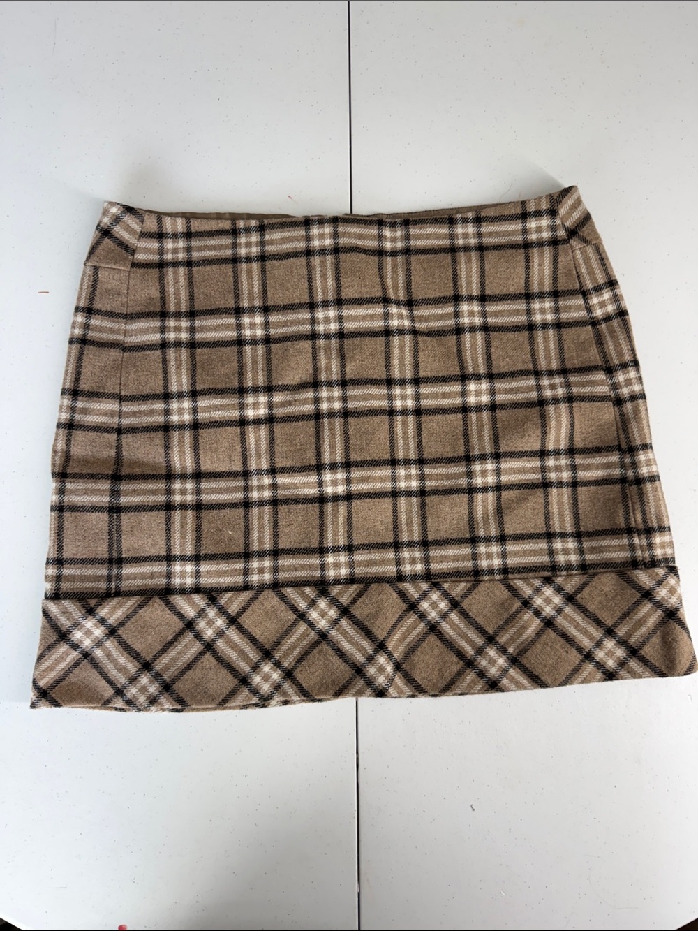 Plaid Brown Mini Skirt with Turn-Up Hem #E3